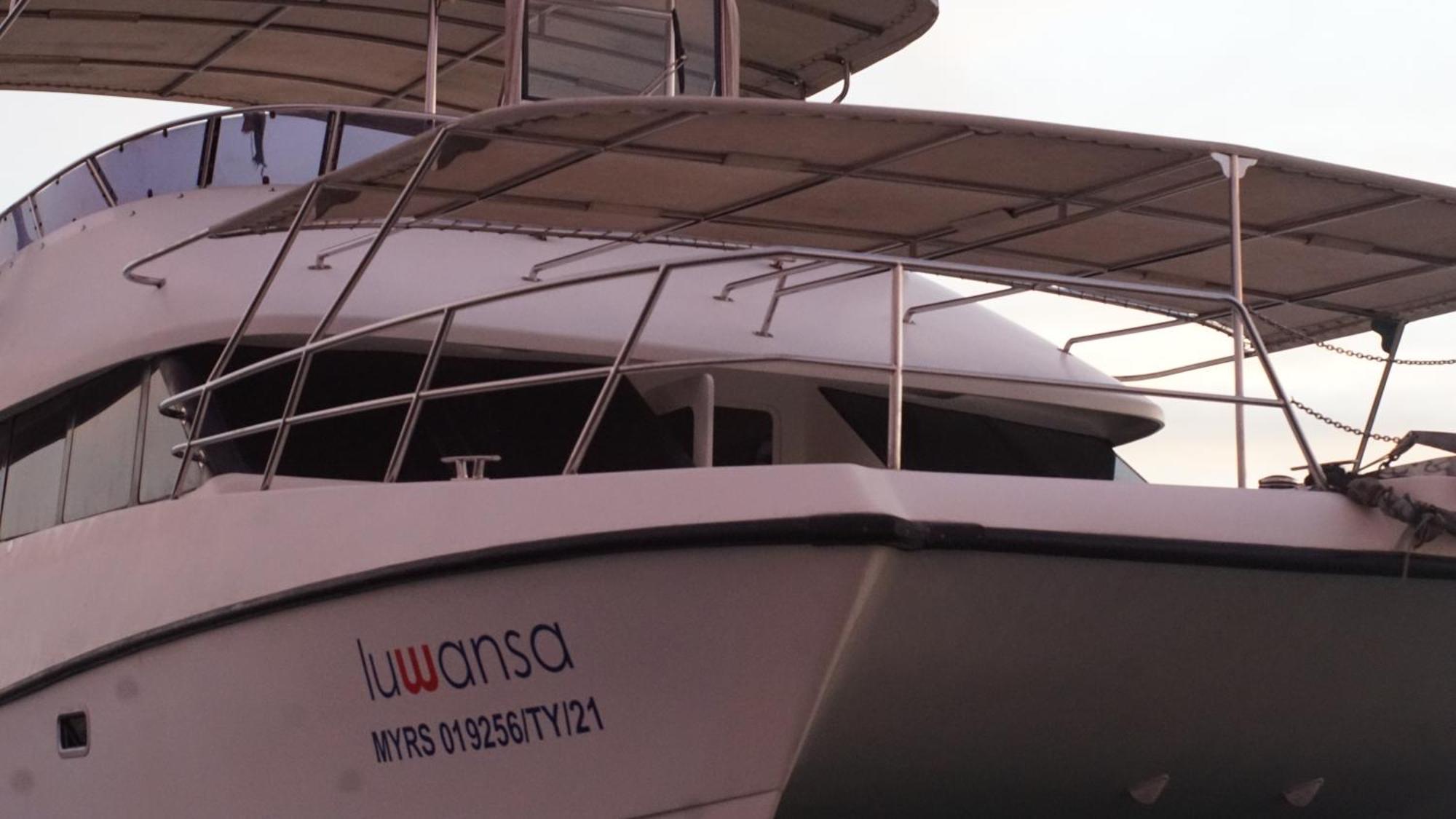 Luwansa Beach Hotel Labuan Bajo Exterior foto