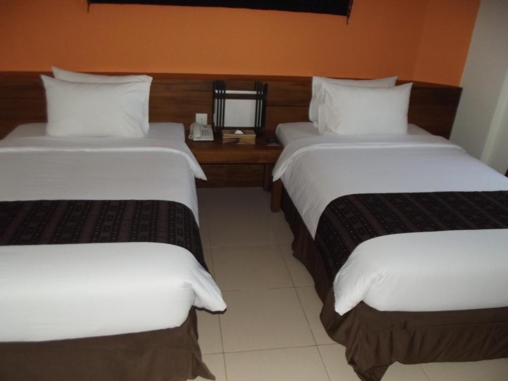 Luwansa Beach Hotel Labuan Bajo Zimmer foto